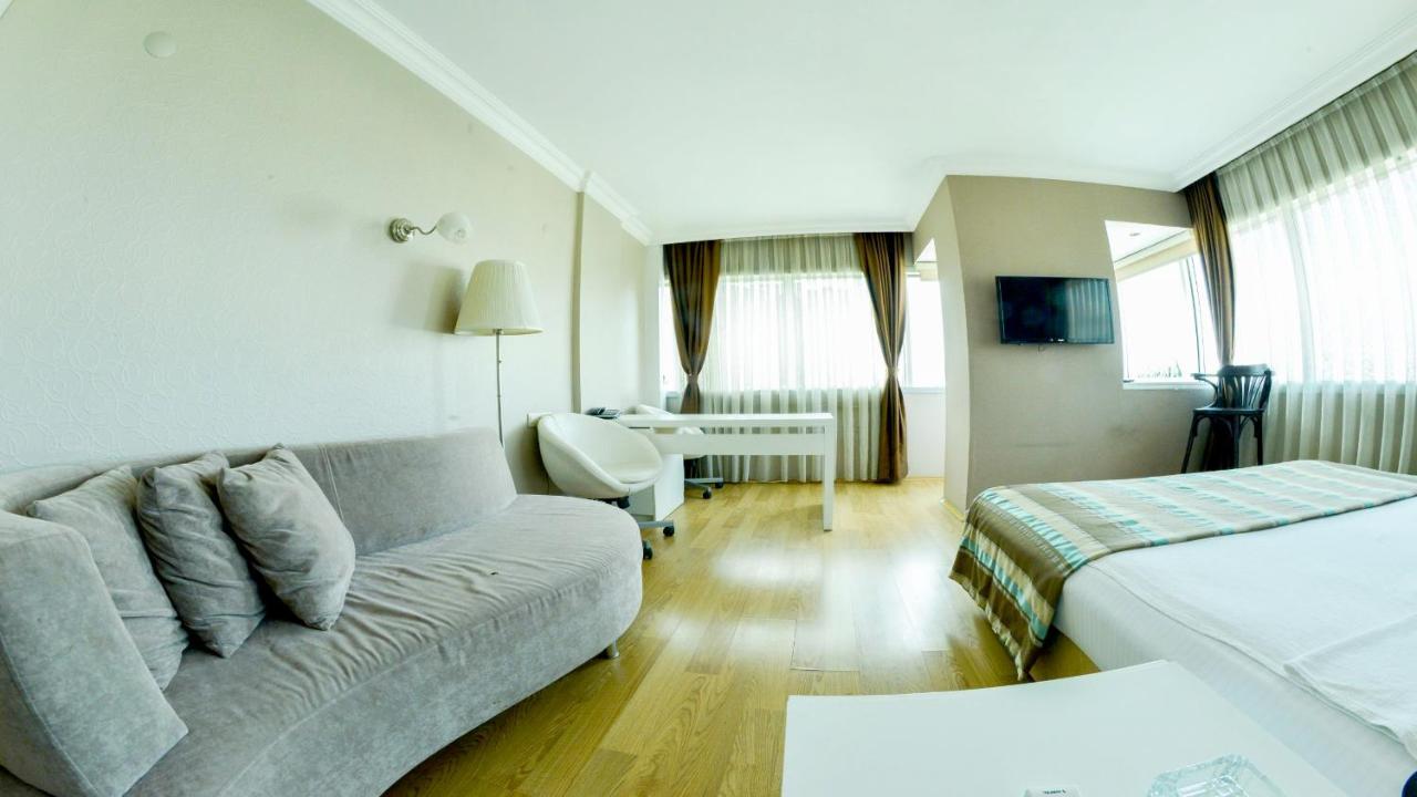 Wox Ew Hotel Smirne Esterno foto
