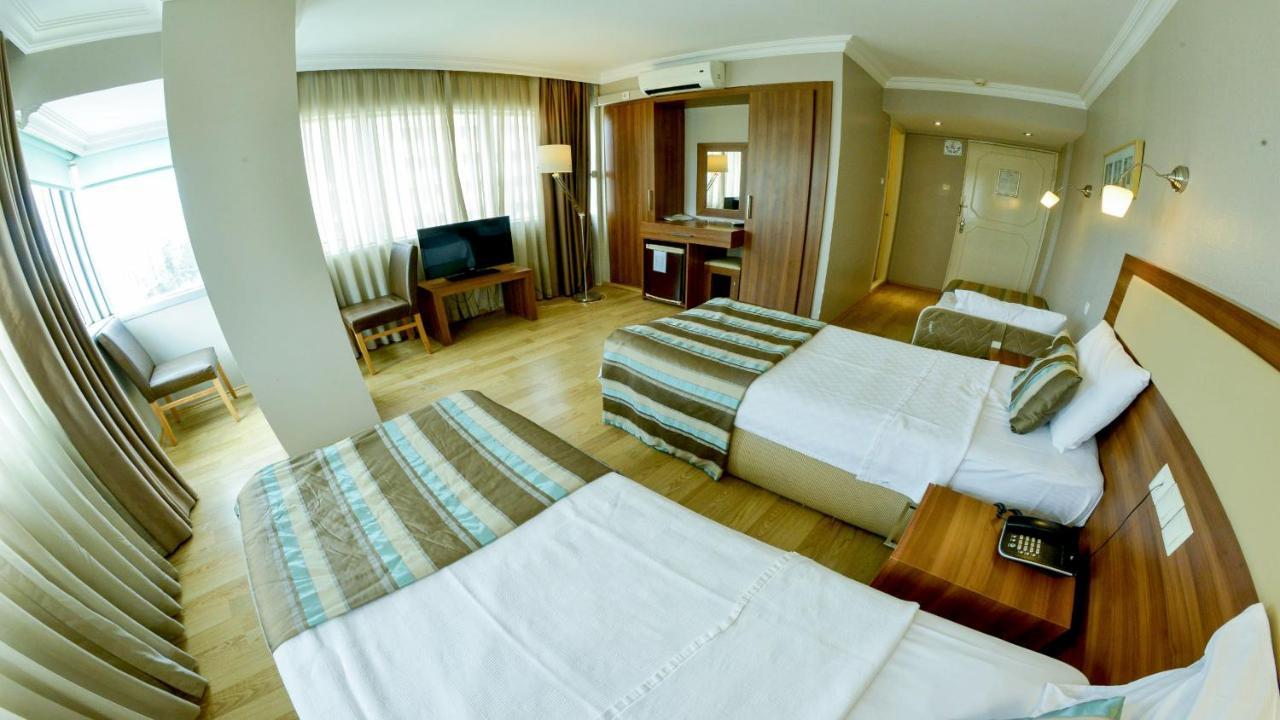 Wox Ew Hotel Smirne Esterno foto